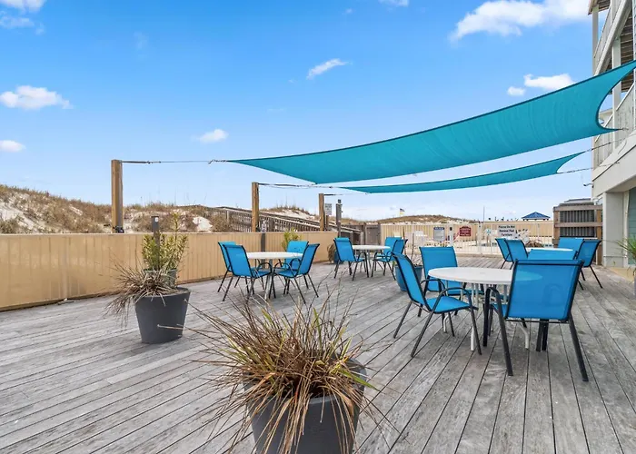 Romar Beach-105 By Collection Apartment *